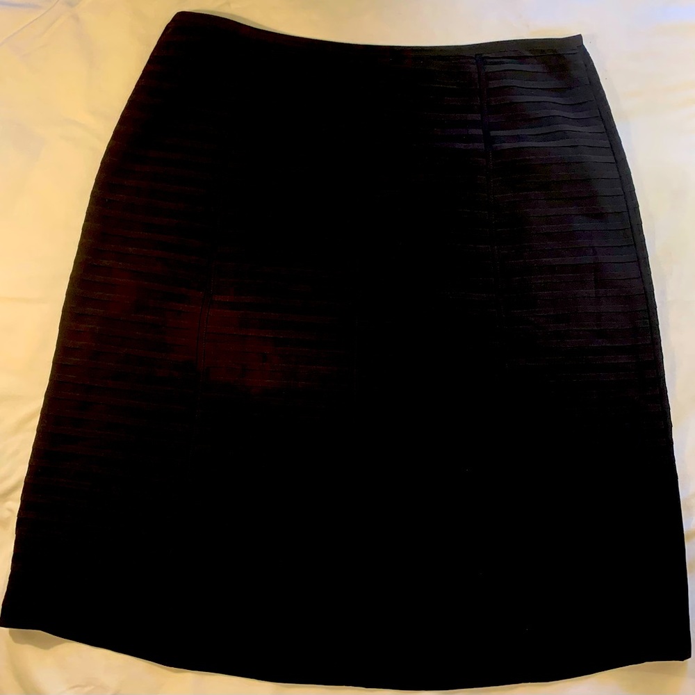 Silk, horizontal pleats, slim-fitting, Ann Taylor size 10